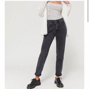 Urban Outfitters mom jeans